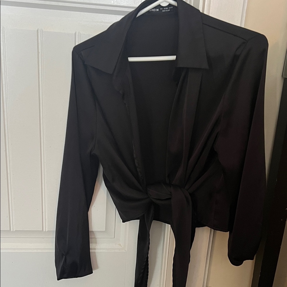 SHEIN Elegant Black Wrap Blouse